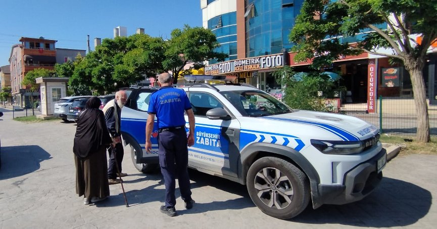Yolunu Kaybettiler, Zabıta İmdada Yetişti!
