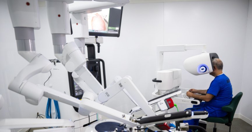 TCG Anadolu'da robotik cerrahi denemesi...