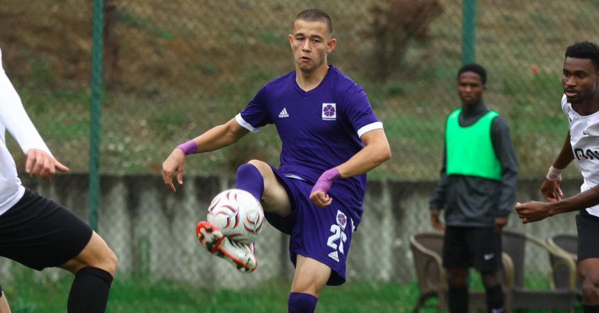 Gebzespor’dan Rakiplerine Gözdağı!