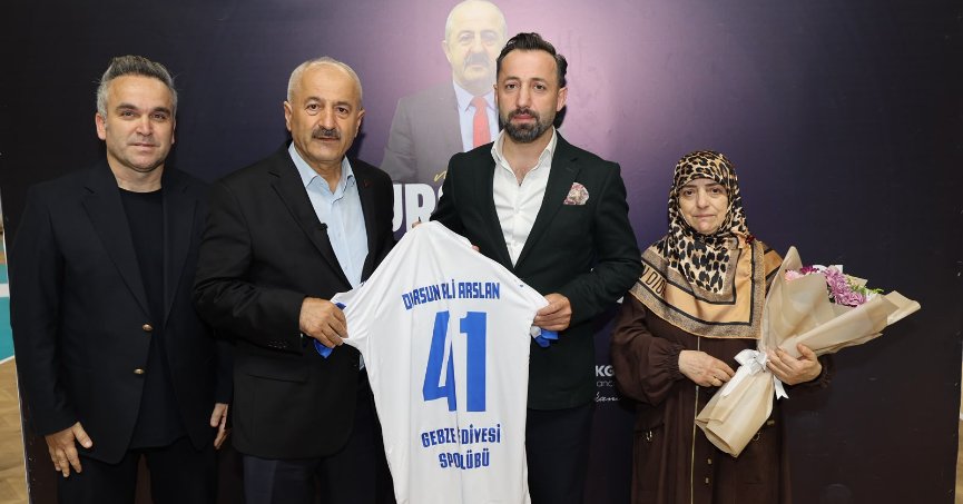 Dursun Ali Arslan’ın adı Gebze’de filelerde yaşatılıyor