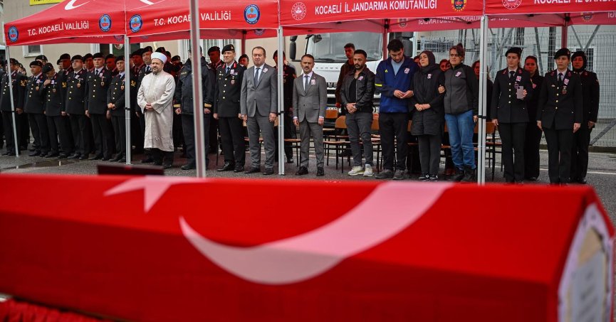 Jandarma Astsubay Dualarla Memleketine Uğurlandı 