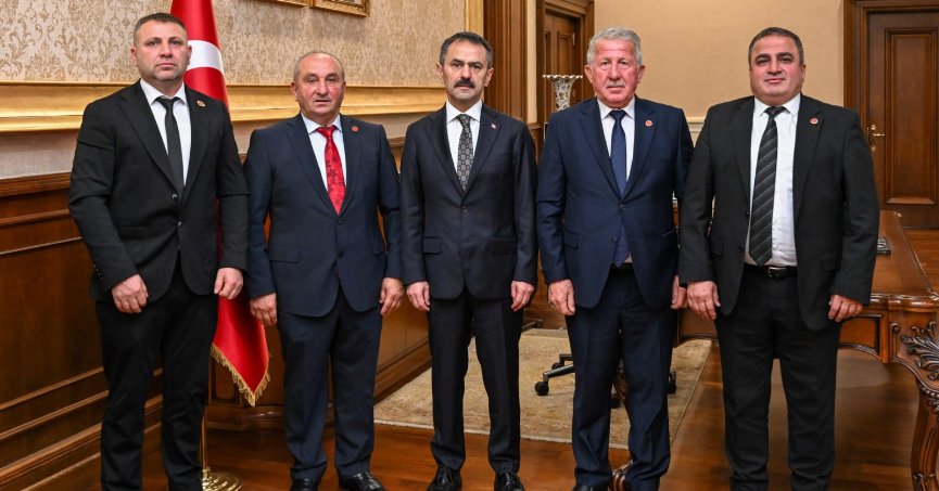 Vali Aktaş Kandıra'lı muhtarları konuk etti
