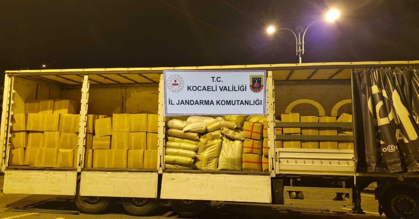 6,25 ton kıyılmış tütün ele geçirildi 