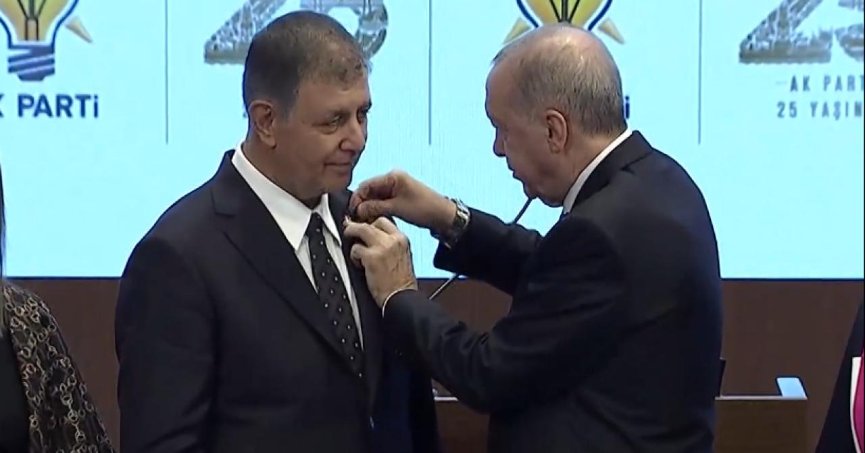 Cemil Tugay AK Parti'ye katıldı.