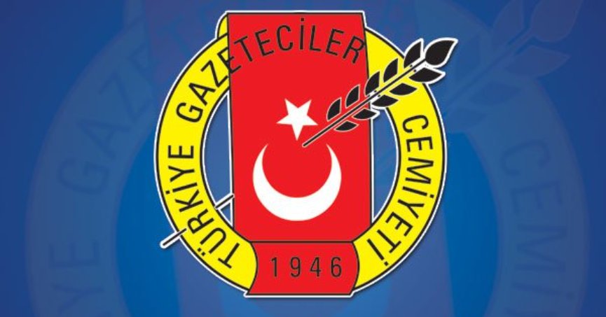 Gazeteci Ayhan Temizsoy ve Mustafa Bağdiken ödüle layık görüldü.