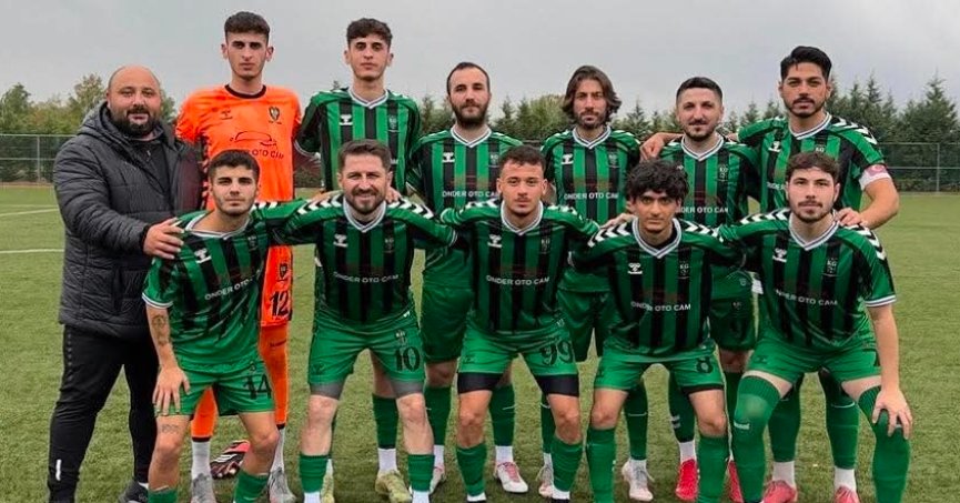 Karatepespor emin adımlarla ilerliyor 