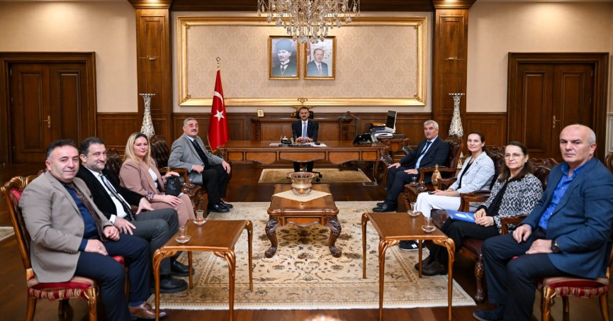 Ahmet Önal'dan Vali Aktaş'a ziyaret