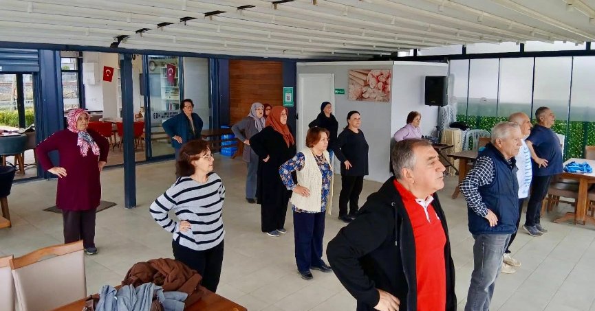 Körfez'in Çınarları Güne Sağlıklı Başlıyor 