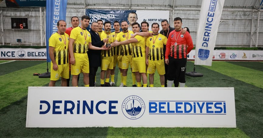 Derince'de Şampiyon Gençlik ve Spor Müdürlüğü 