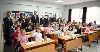 Kartepe'de coşkulu karne töreni 