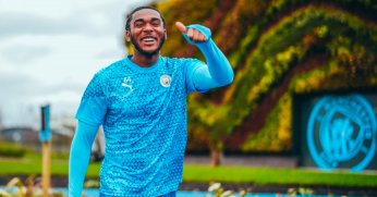 Manchester City'li Genç Yetenek Yeşil Siyahlı Camiaya Çok Yakın 