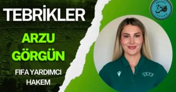 Arzu Görgün'e FIFA Kokartı 