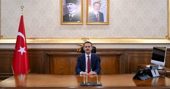 Vali İlhami Aktaş 10 Kasım Atatürk'ü Anma Günü mesajı yayınladı