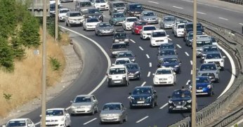 Trafiğe kayıtlı araç sayısı yüzde 6,9 artışla  34 milyonu aştı...