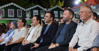 Başiskele Sahili’nde Kadın Emeği Rüzgârı!