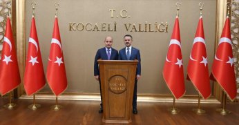 İçişleri bakan yardımcısı Mehmet Aktaş Kocaeli valisini makamında ziyaret etti 
