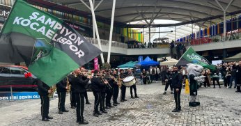 Kocaelispor sevgisi AVM'lerde Yaşatılıyor 