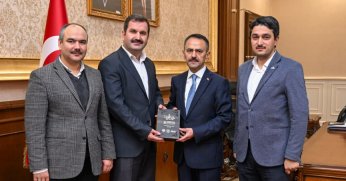 Vali İlhami Aktaş Uluslararası Eğitimcileri kabul etti 