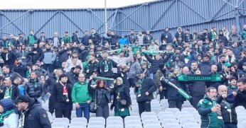 Kocaelispor taraftarı yavaş yavaş tribünde yerini almaya başladı 
