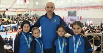 Karate Branşında Kartepe Gücünü Hissettiriyor 