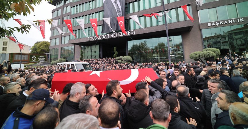 Başkan Büyükakın, Gültekin’i Son Yolculuğuna Uğurladı 