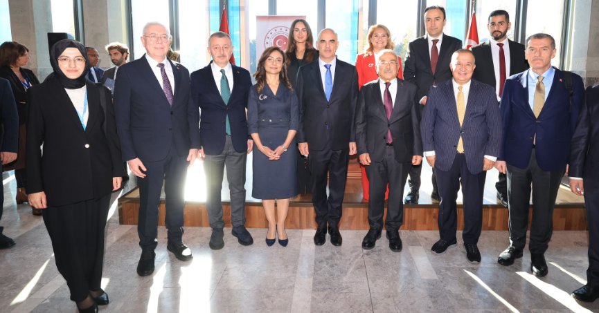 Cumhuriyet Bayramı Resepsiyonu’na Fransa'da katıldı   